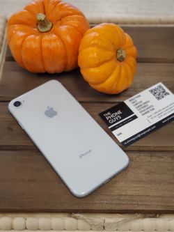 Unlocked iPhone 8 📱 – Compatible with All Carriers! Get Yours Today!