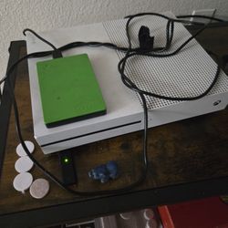 Xbox One With New Controller 