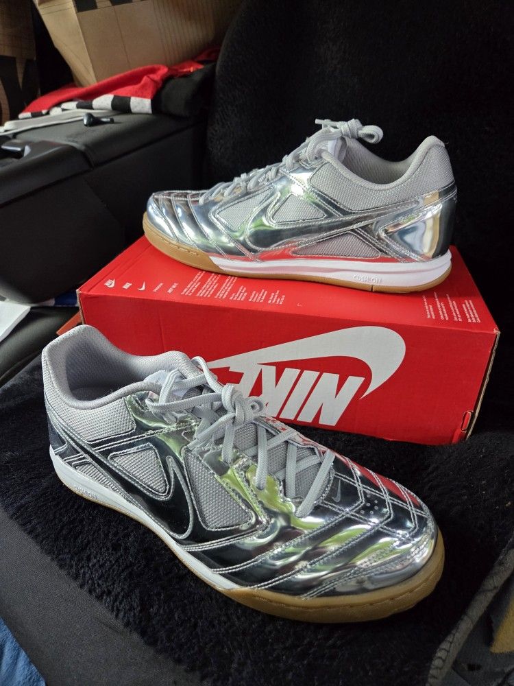 Nike Sz 11