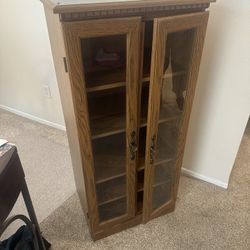 Small Bookcase/Curio Cabinet