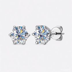 Round Moissanite Stud Earrings 925 Sterling Silver Tone