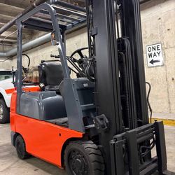 TOYOTA M7 forklift for sale EXCELLENT condition 