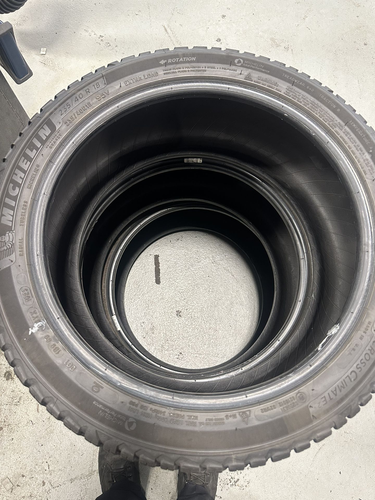 Michelin cross climate 2 size 235/40r18