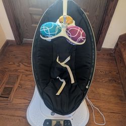 4moms MamaRoo Baby Swing