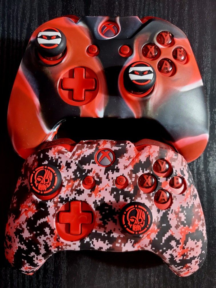 Custom Xbox One Controllers