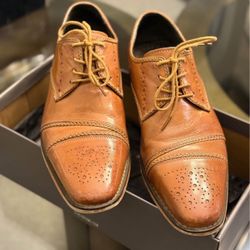 Men’s Dress Shoe Size 9 (Round Toe)