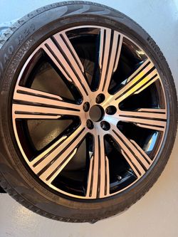 Volvo XC 90 wheel and tire for full size spare