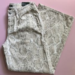 Wide Leg Jeans size 4