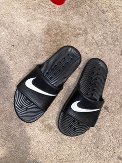 Nike slides
