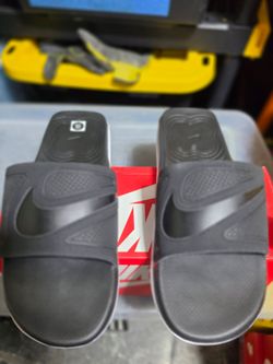 SIZE Male 8 / Female 9 Nike Sneakers Light Blue Silver