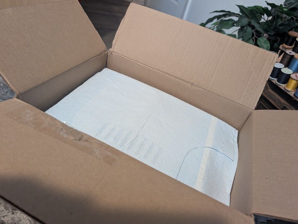 Box Of 40 Exam Gowns/Capes