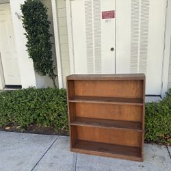 Free solid wood bookshelf