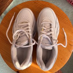 REDUCED To SELL! New Reebok Women’s Sneakers White Size 6