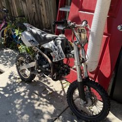 small dirt bike 