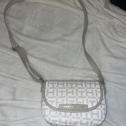 Tommy Hilfiger Crossbody Purse 