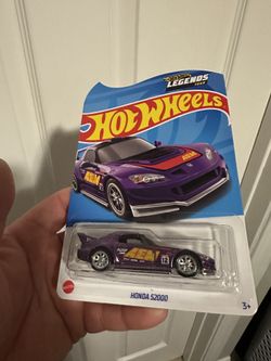 Hot Wheels Legends Tour 2023 Honda S2000 + Keychain Bundle New