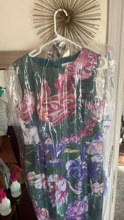 Brand new dress population size L sequin dress
