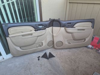 10-14 Yukon Denali/ SIERRA Front interior door panels...