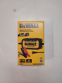 Dewalt 2 amp Battery Charger/Maintainer