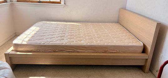 FREE - Full bed frame & mattress!!!