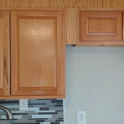 2 DIAMOND NOW KITCHEN CABINETS SETS ALL 4 INCLUDED 