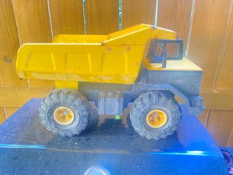 Yellow tanka truck for kids!