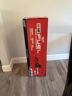 Milwaukee Chainsaw 