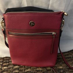 Jessica Moore Venture Crossbody Berry Red