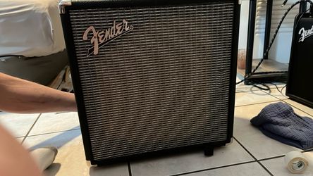 Fender Rumble 25