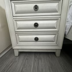 Full Dresser Set