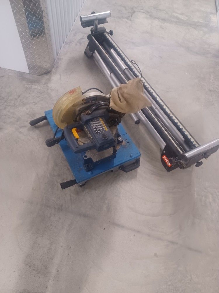 Ryobi Saw