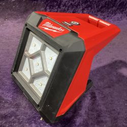 🧰🛠Milwaukee M12 1000 Lumens Cordless Rover LED Compact Flood Light(Tool-Only)-$60!🧰🛠 