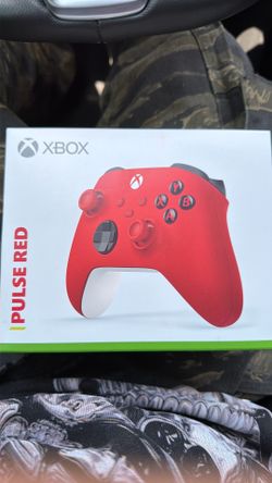 XBOX PULSE RED