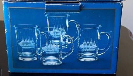 New With Tags 4 Piece Boxed Clipper Ship by Toscany Pitcher Etched Glasses