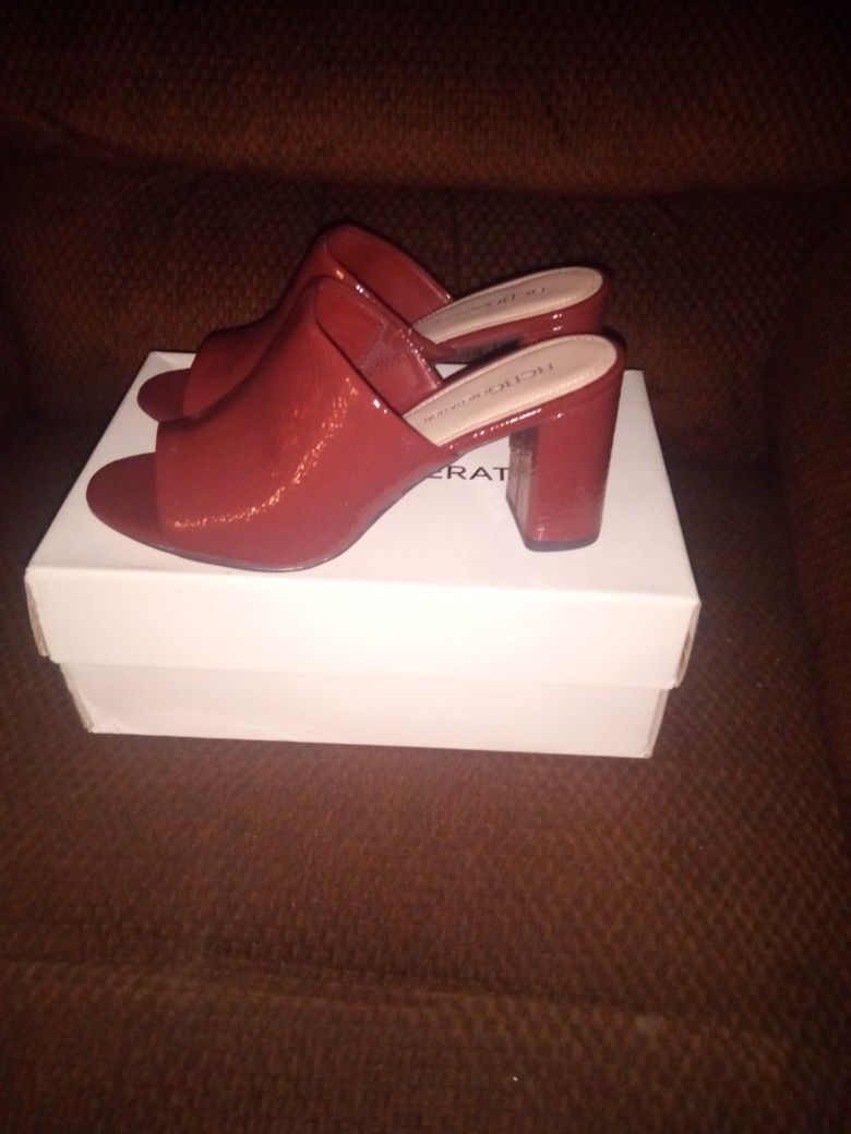 New, Size 6 1/2