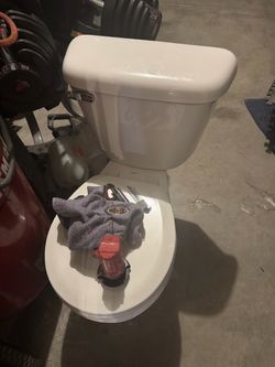 3 toilets