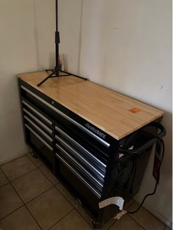 Husky Barber Tool box 46inch 9 drawer