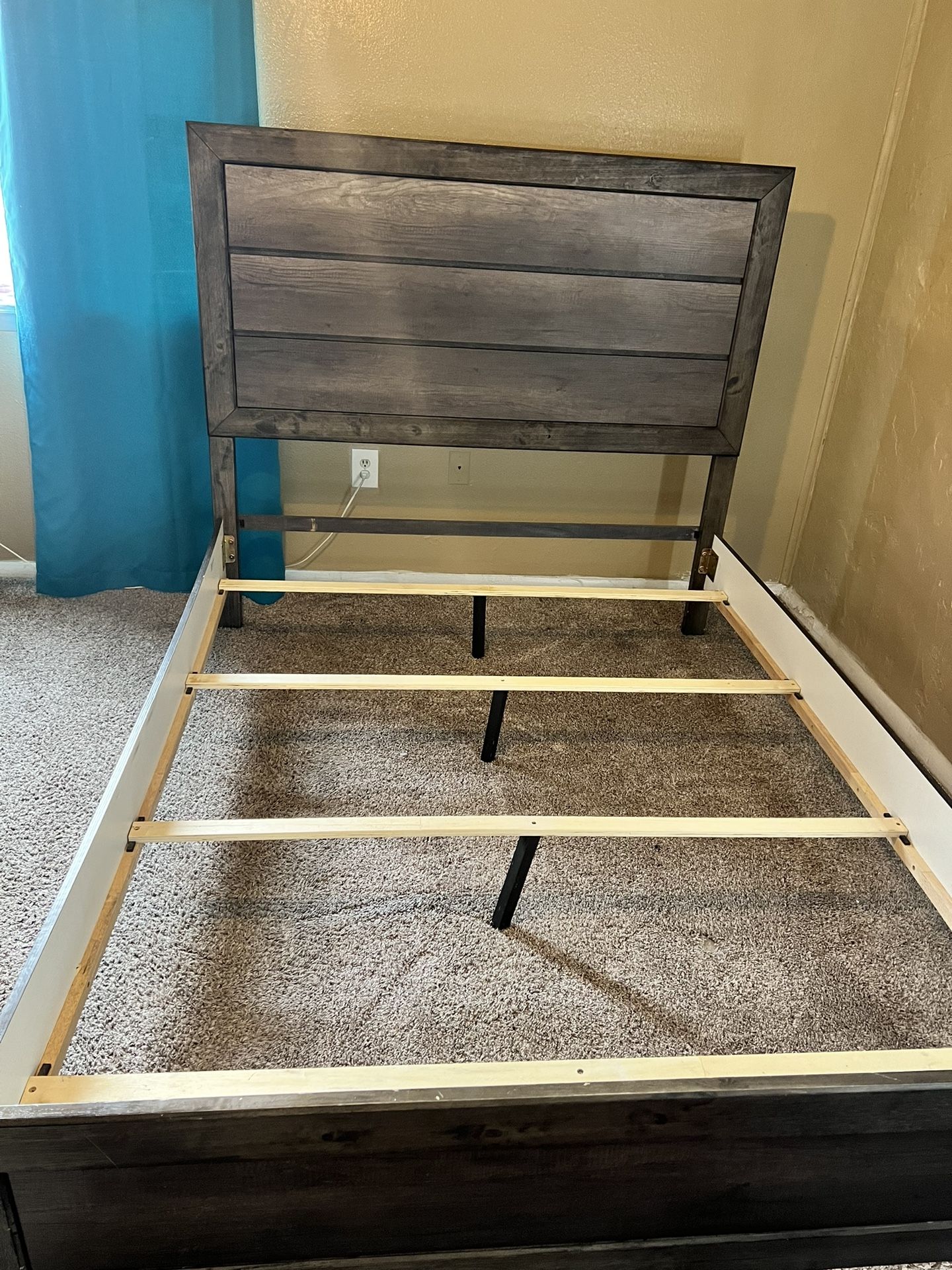 Queen Size Bedroom Set