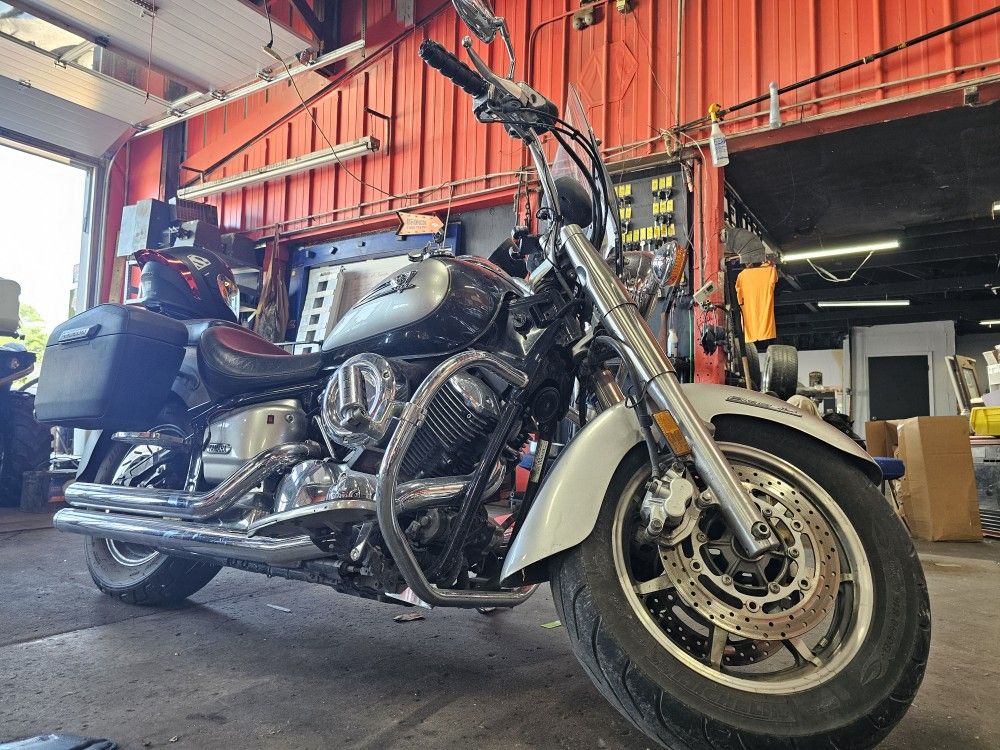 2004 Yamaha Vstar 1100