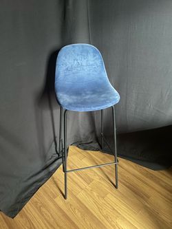 Bar Stool Blue Velvet ex cond as is pick up deliver.
