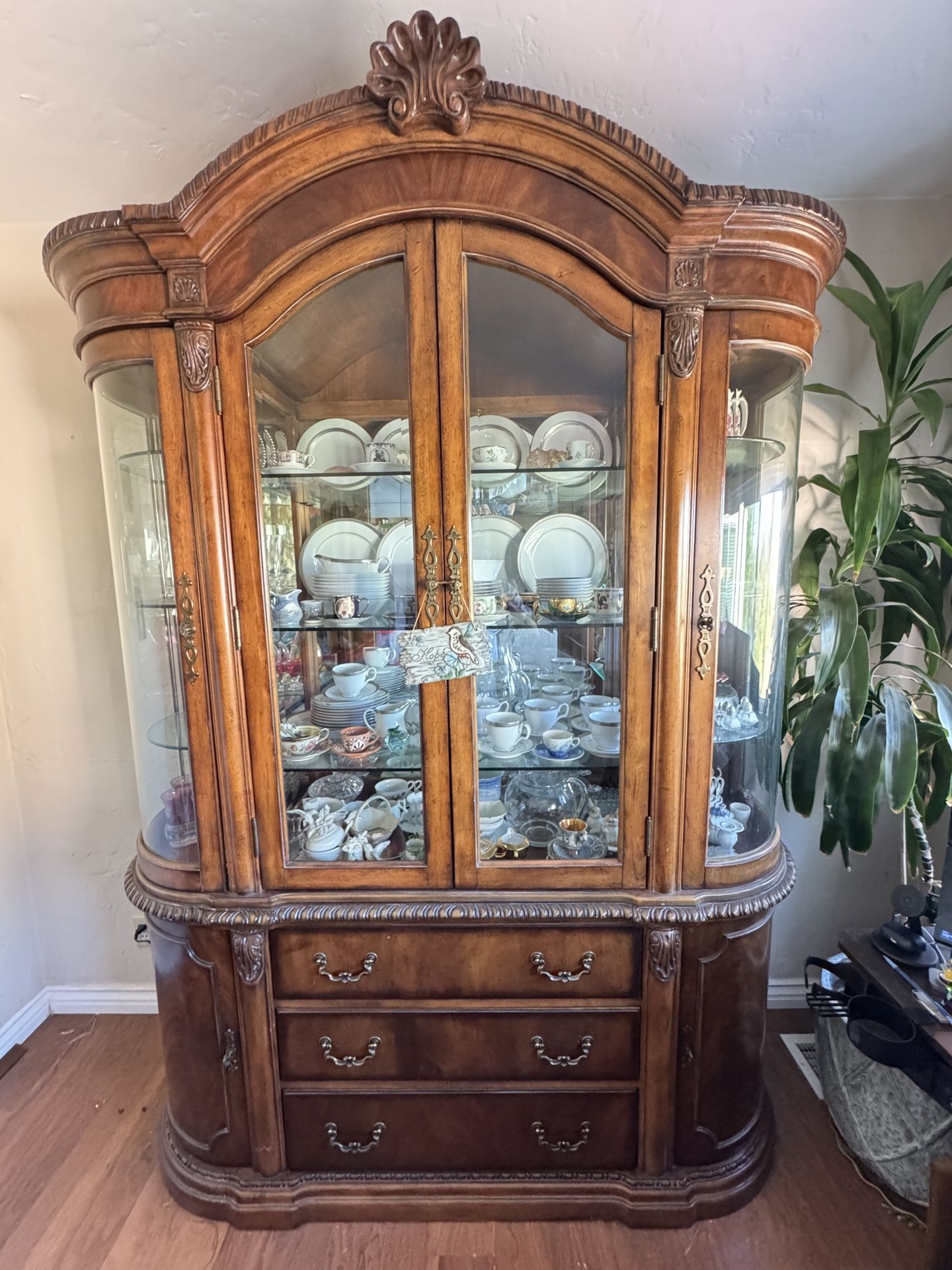 China Cabinet Hutch Cabinet For Sale