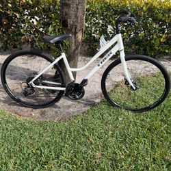 Trek Verve 1 Medium Frame 700 Wheels 21 Speed