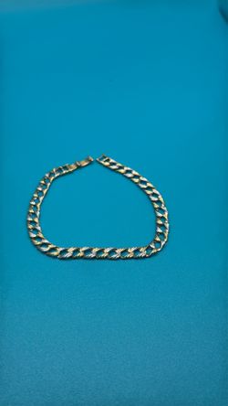 18k 2t 8.1g Curb Bracelet