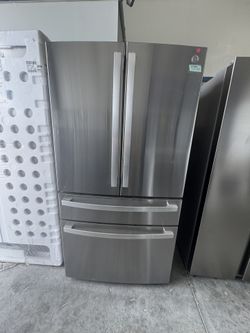 Open Box Refrigerator Never Used 