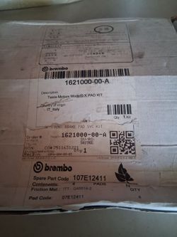 Tesla rear brake pads