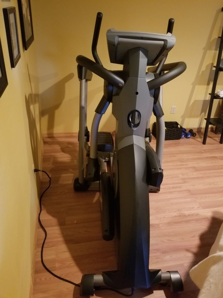 Remodeling and must move - Nautilus Pro Series Elliptical