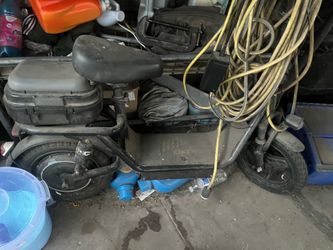 Electric scooter
