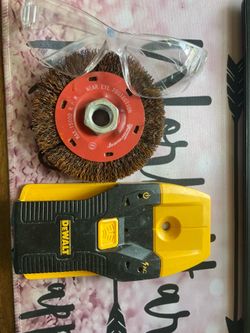 DeWalt Stud Finder