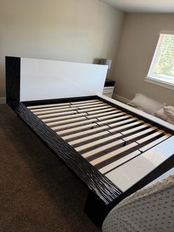 Bed with two nightstands