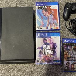 PlayStation4 With Controller and 3 Games 